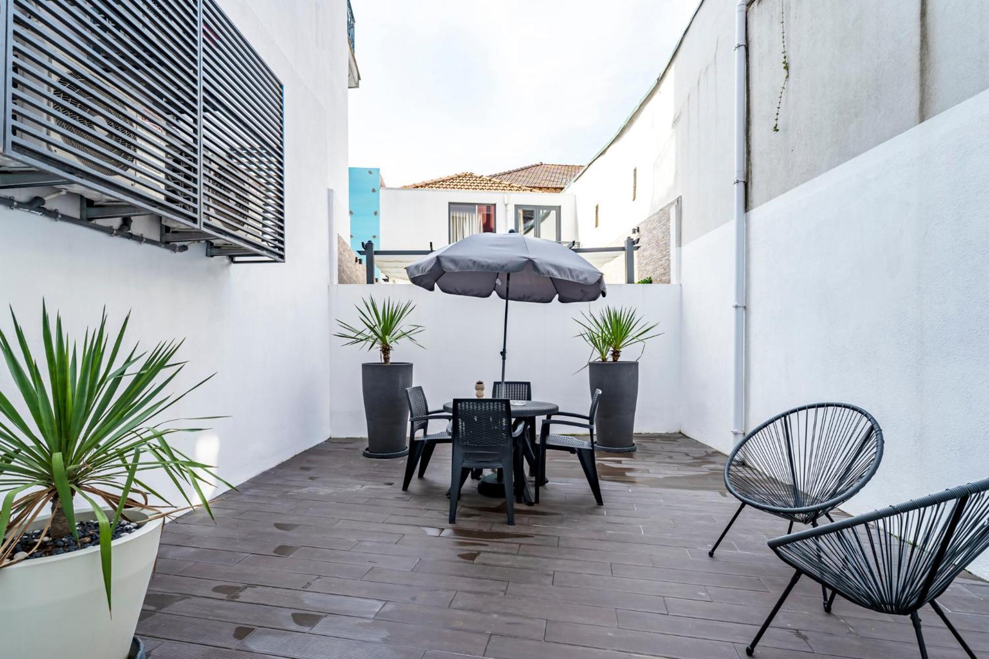 Oporto Wine Cellars Flat With Terrace Apartamento Vila Nova de Gaia Exterior foto